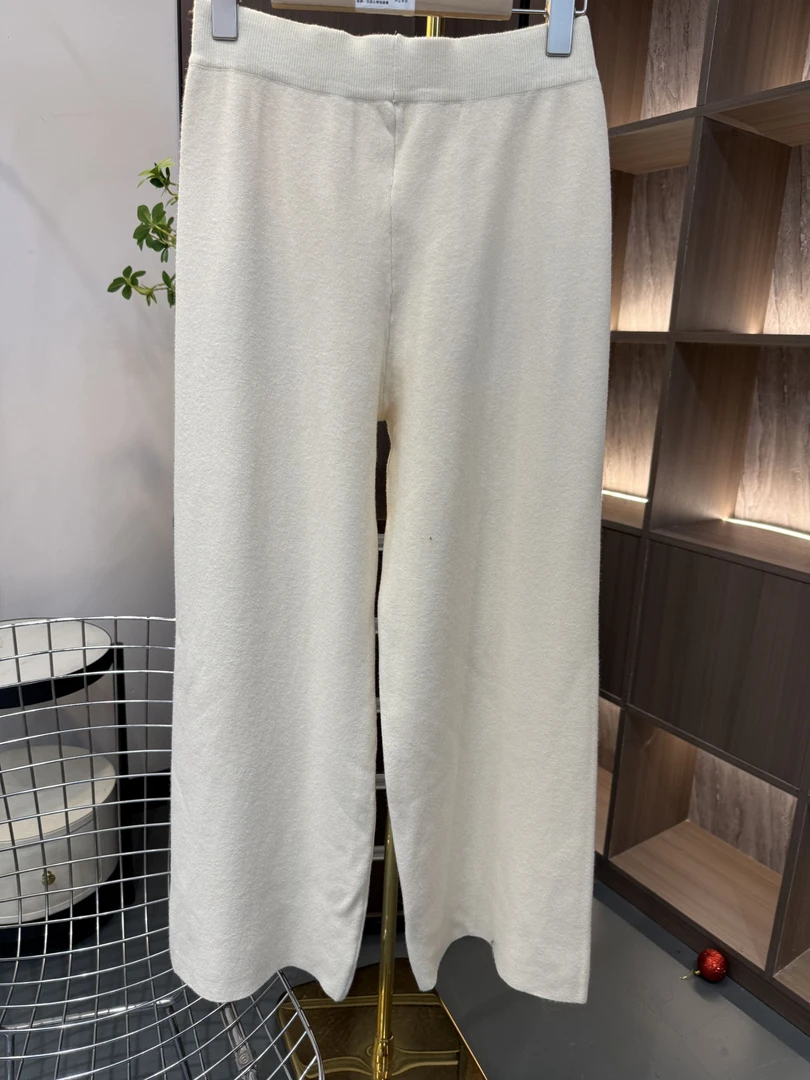 秋冬女款百搭针织裤-A0324