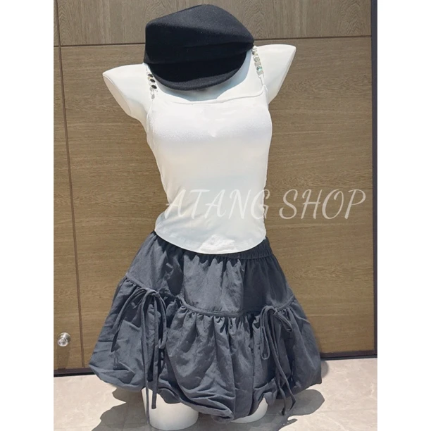 啊糖Atang-有胸垫背心漫画胸