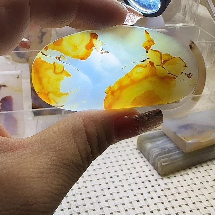 玛瑙/玉髓未镶嵌珠宝奇石