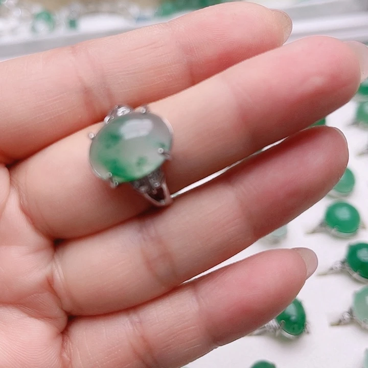 石英质玉合金戒指爱***角
