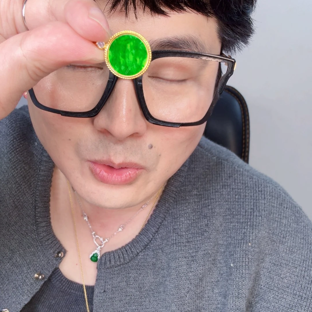 翡翠颈饰未镶嵌一个