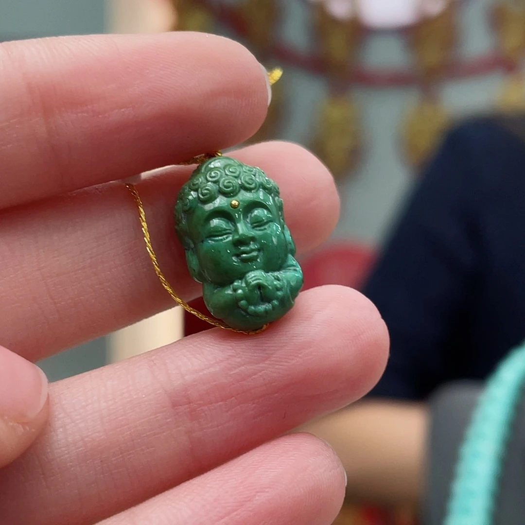 绿松石颈饰未镶嵌