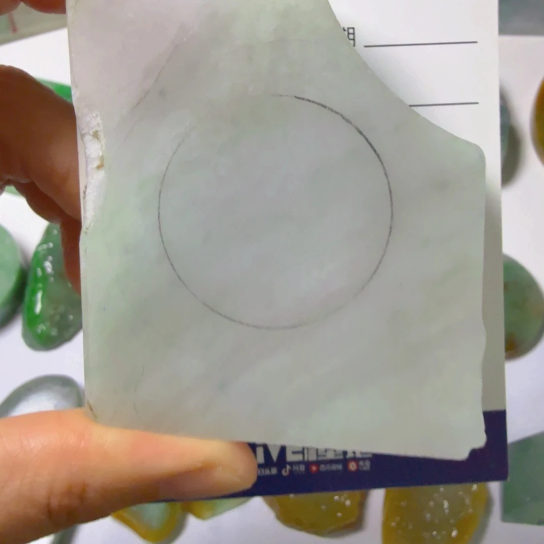 定制翡翠未镶嵌材料