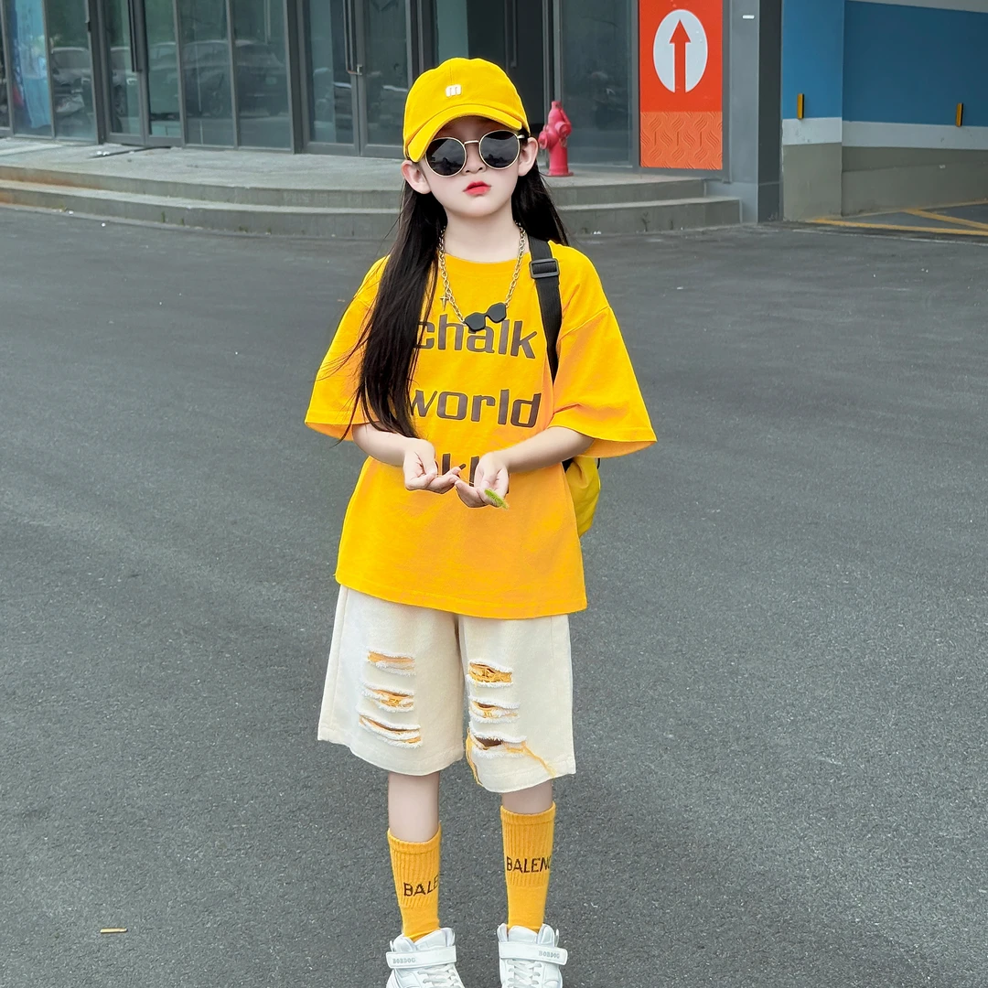 女童夏装2025新款洋气韩版时尚百搭休闲宽松T恤破洞短裤两件套潮