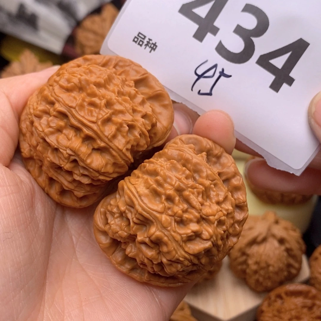 文玩核桃把件434号45白