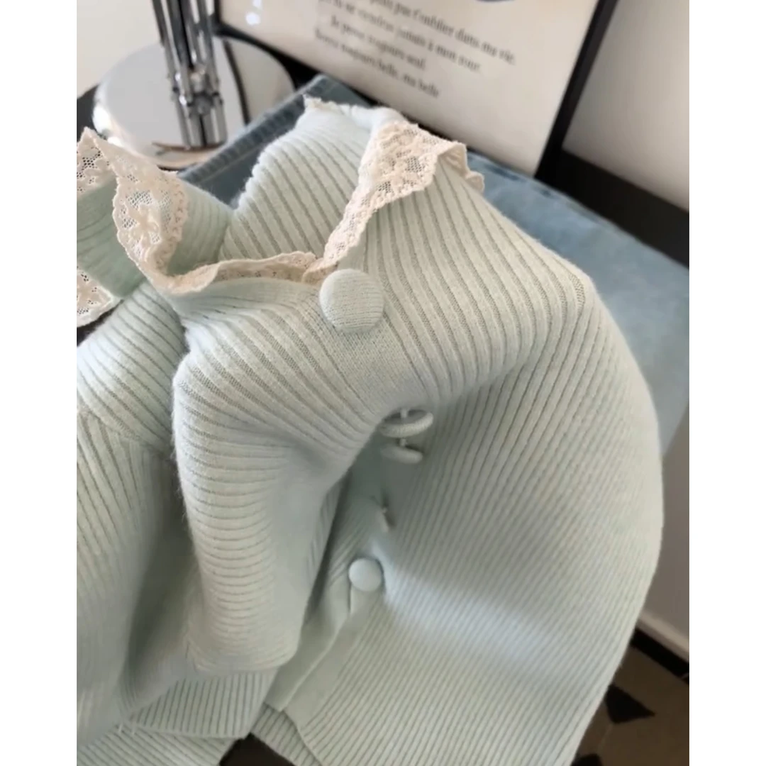 法式温柔风娃娃领蕾丝边针织开衫女2025秋季甜美风单排扣减龄毛衣