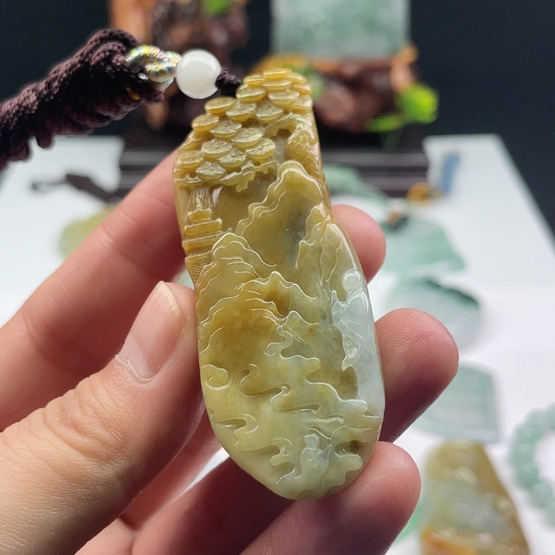 翡翠未镶嵌颈饰吊坠