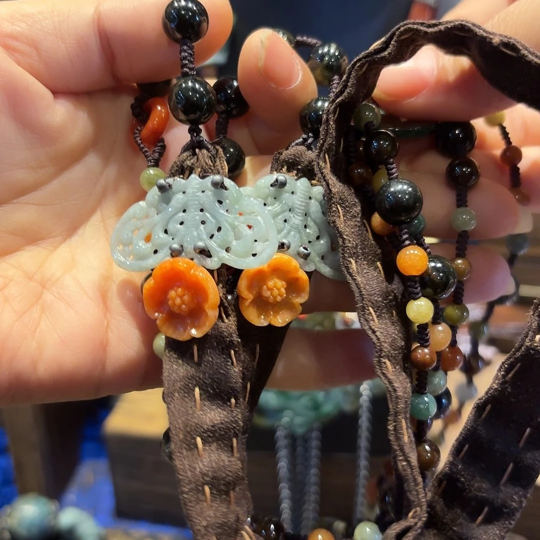 翡翠未镶嵌颈饰原创