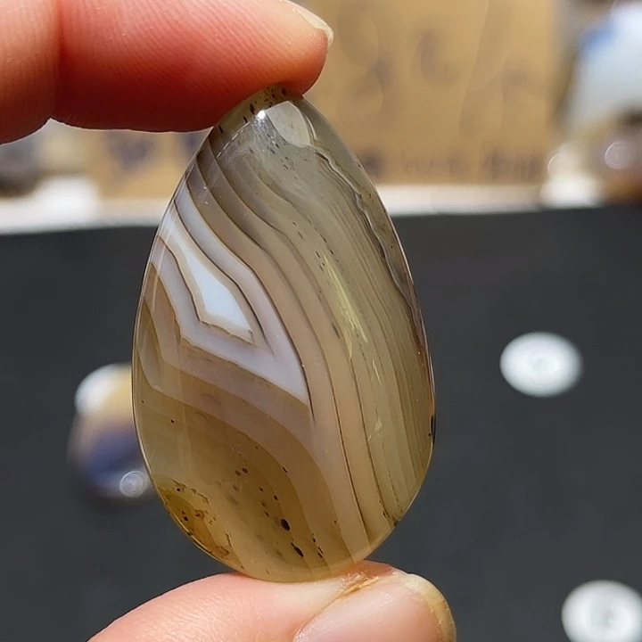 玛瑙/玉髓颈饰未镶嵌