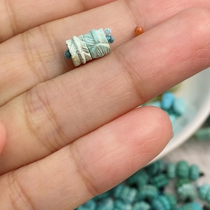 南红玛瑙未镶嵌珠宝奇石