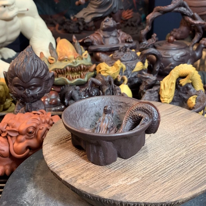 强***^紫砂艺术学院美术