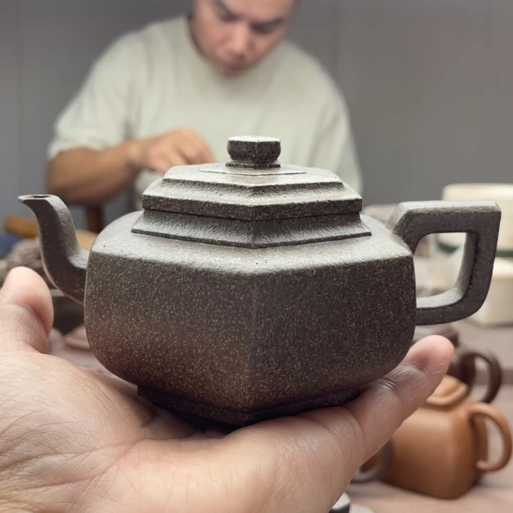 茶壶紫砂六方小雪华，手工泥