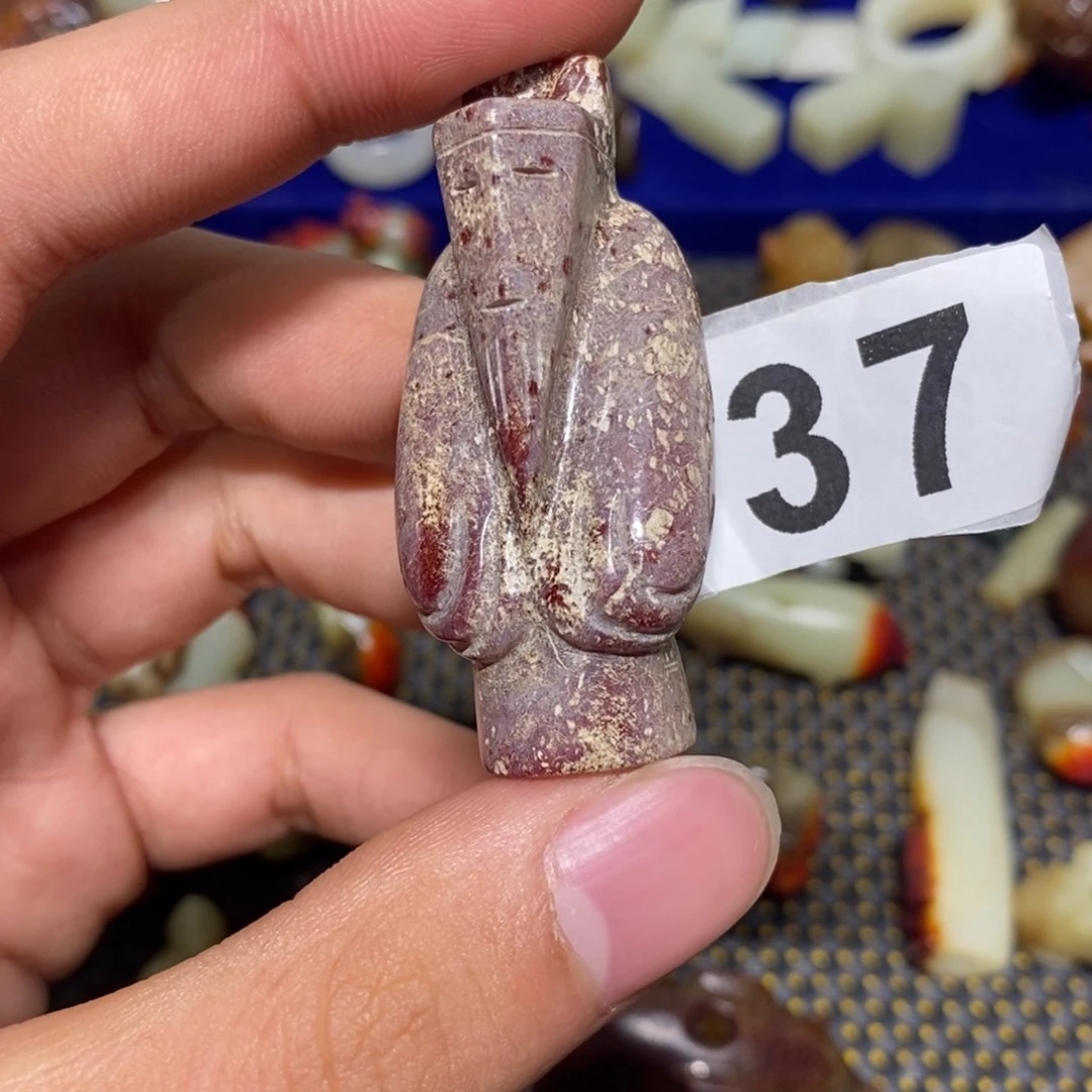 和田玉（糖玉）挂件未镶嵌