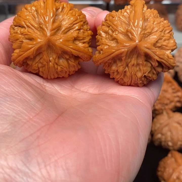 吊坠文玩核桃你****?文山