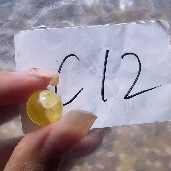 琥珀未镶嵌裸石12.4福利