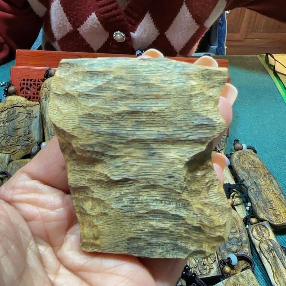 沉香沉香碎屑海南白奇乌身原材老料20克