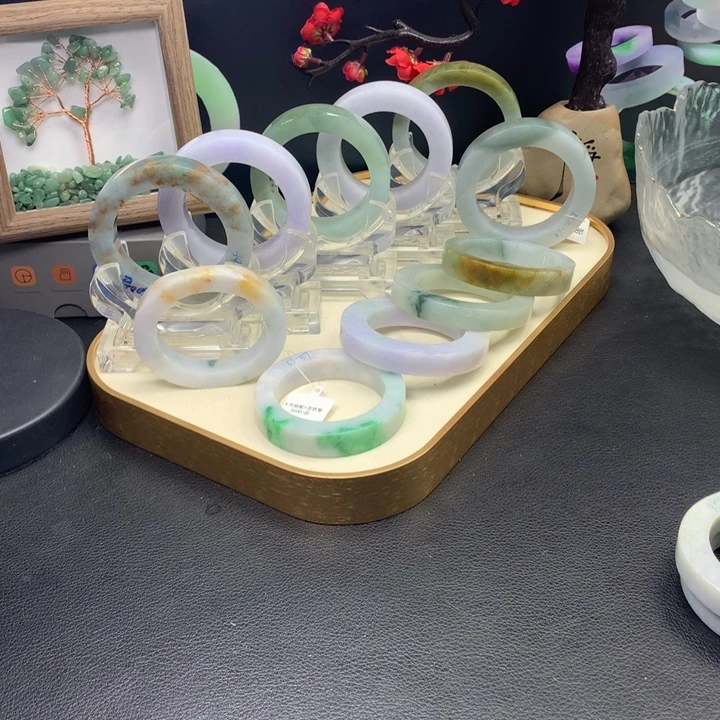 杨***梅定制翡翠未镶嵌手镯