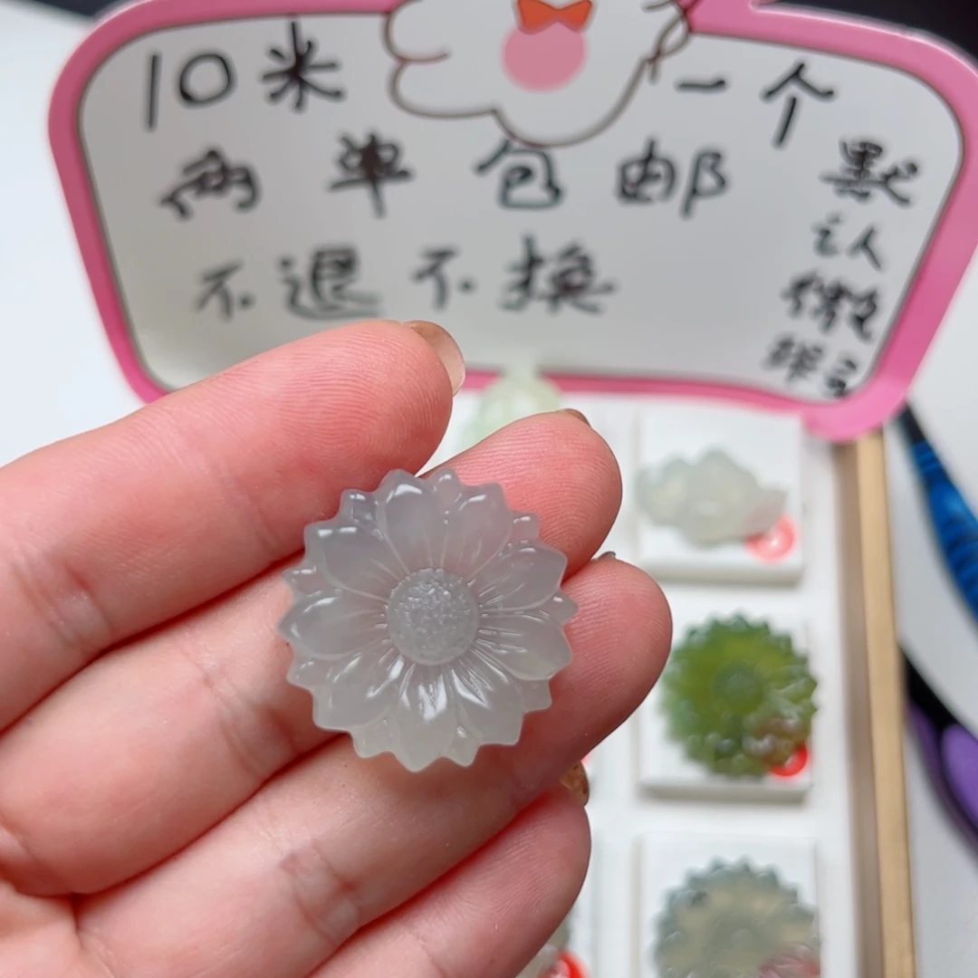 6***6蛇纹石玉未镶嵌颈饰