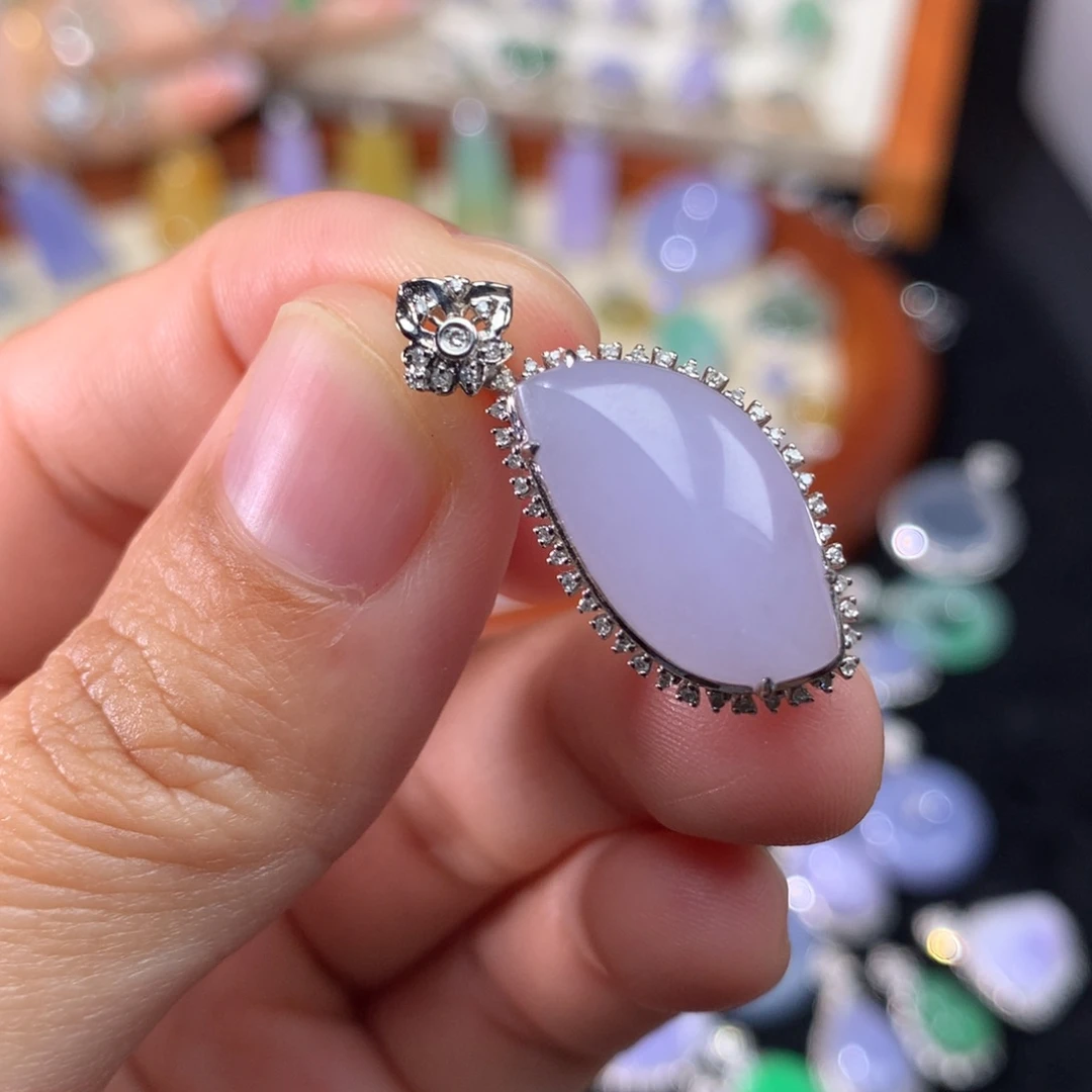 吊坠(不含链)18K金镶嵌翡翠