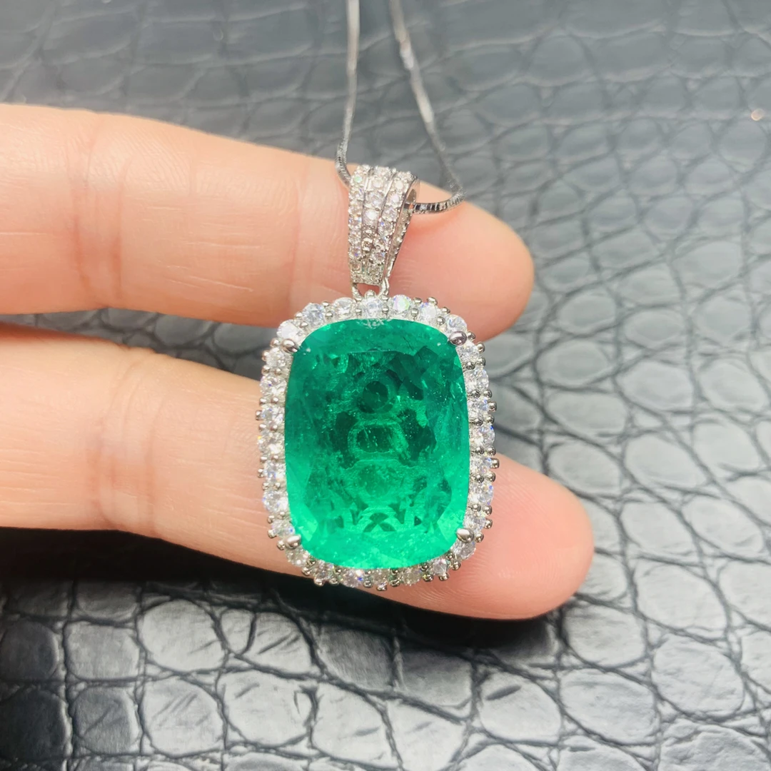 铜合金吊坠 精致美观彰显高贵气质祖绿色吊坠链子饰品项链1042