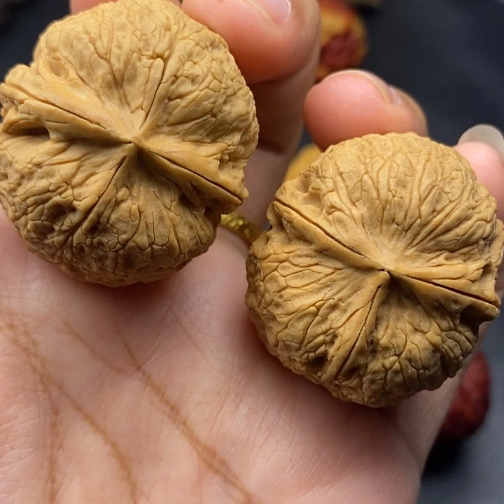 把件文玩核桃38尺1314