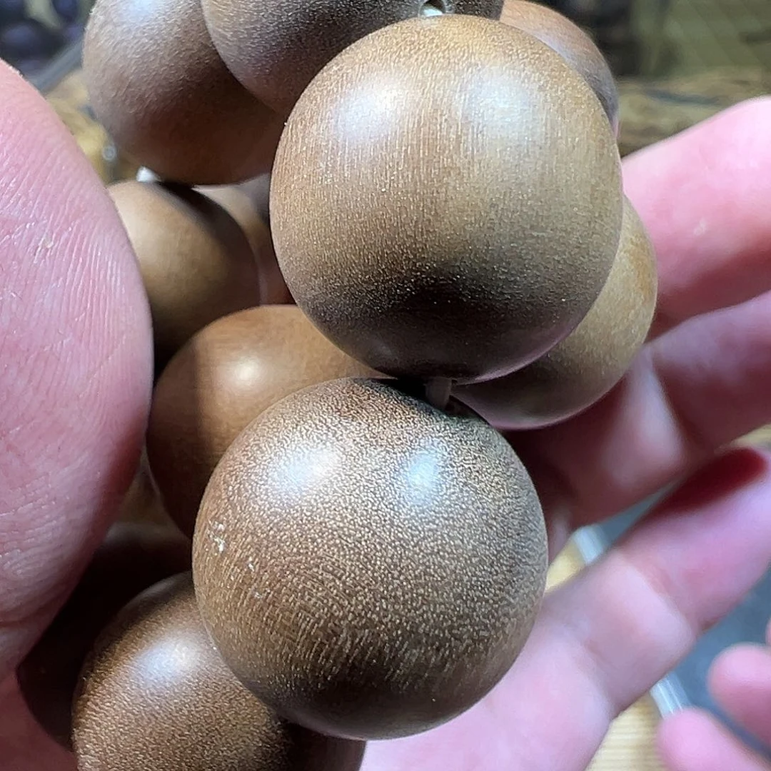 檀香木无事牌1.8印度老山檀