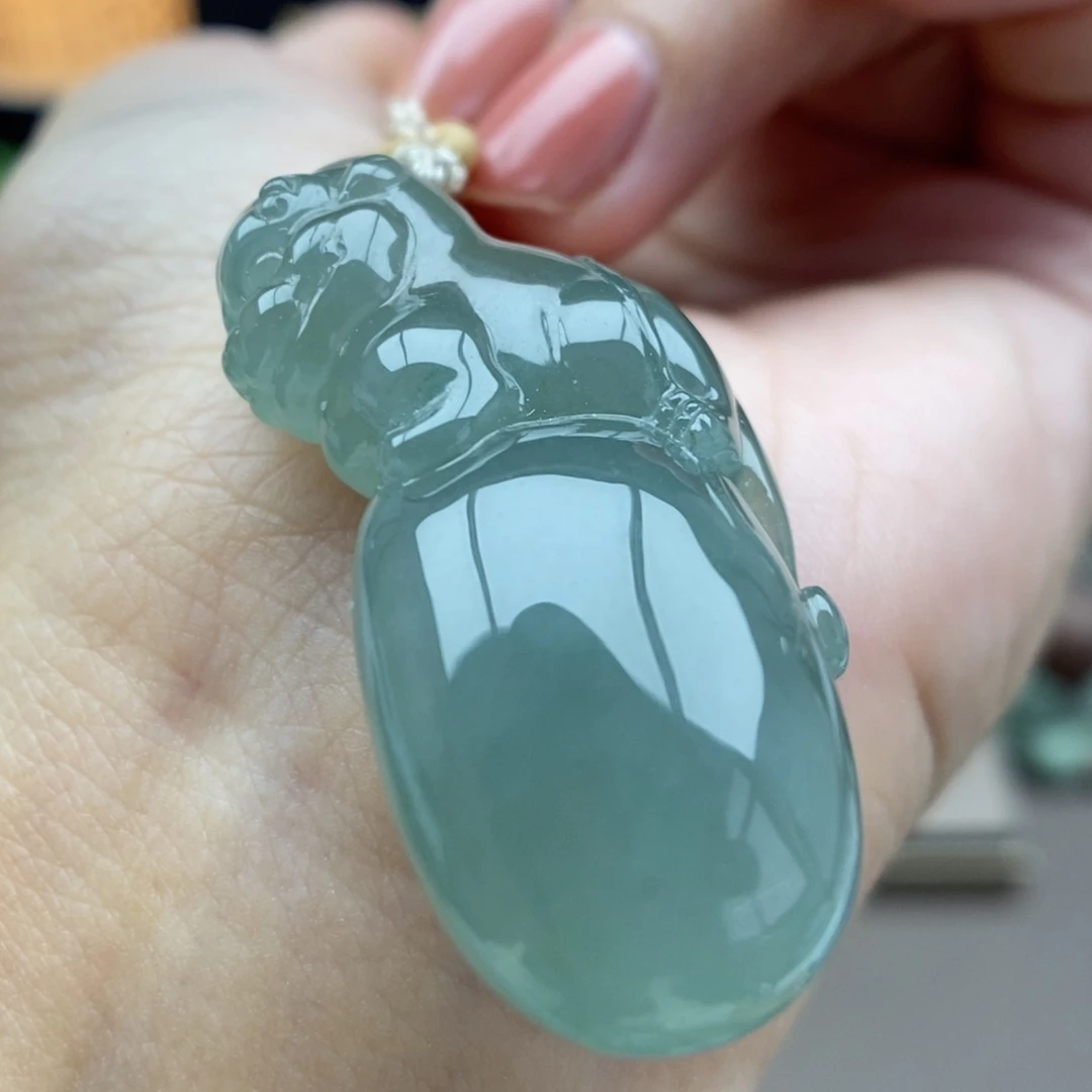 翡翠未镶嵌颈饰吊坠40