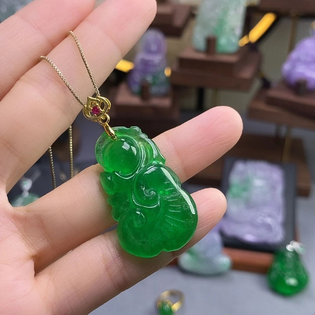 吊坠(赠链)未镶嵌翡翠