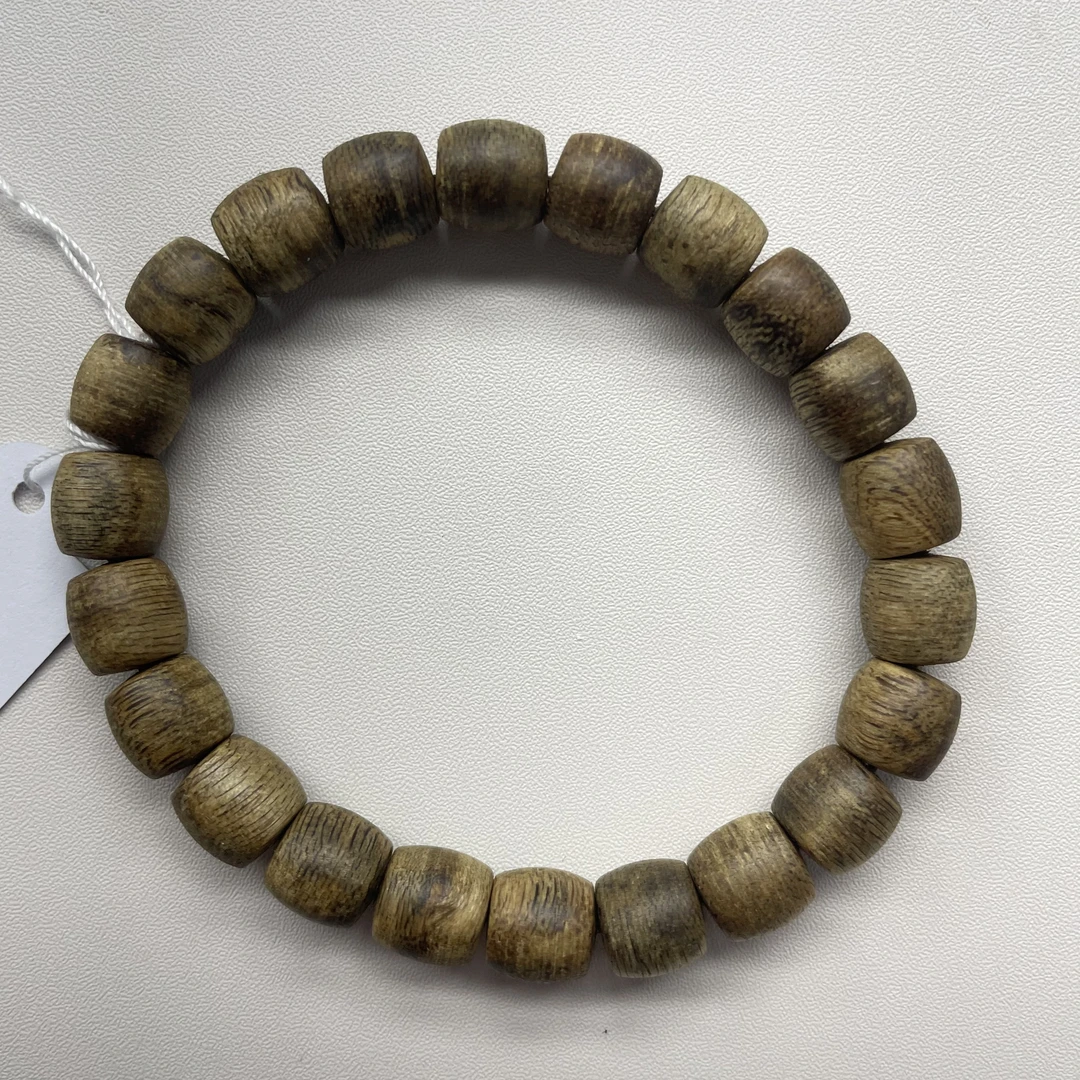 LOT.12海南莺歌绿奇楠尖峰岭9.4mm老形珠单圈手串