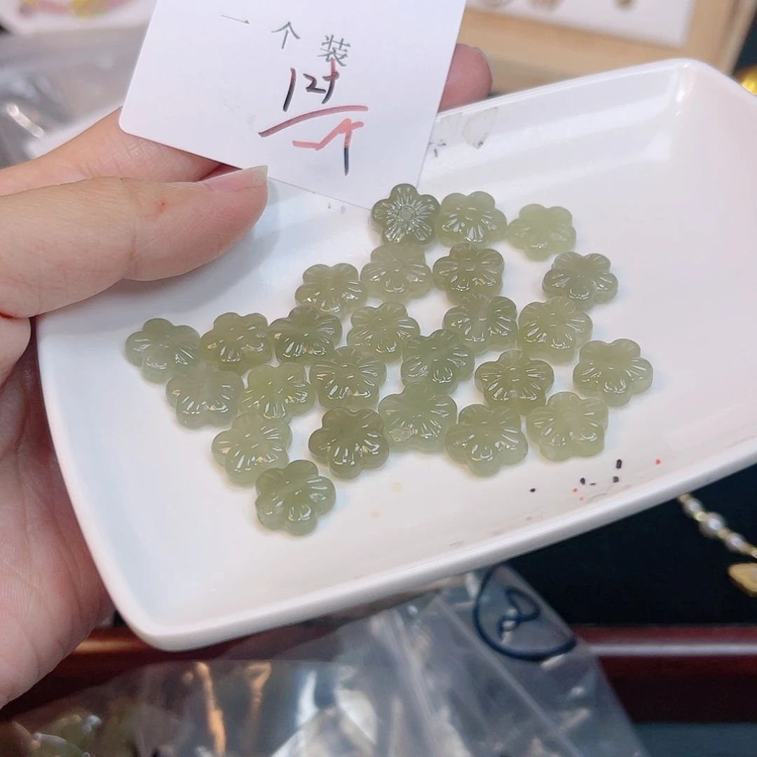 和田玉珠宝半成品未镶嵌5