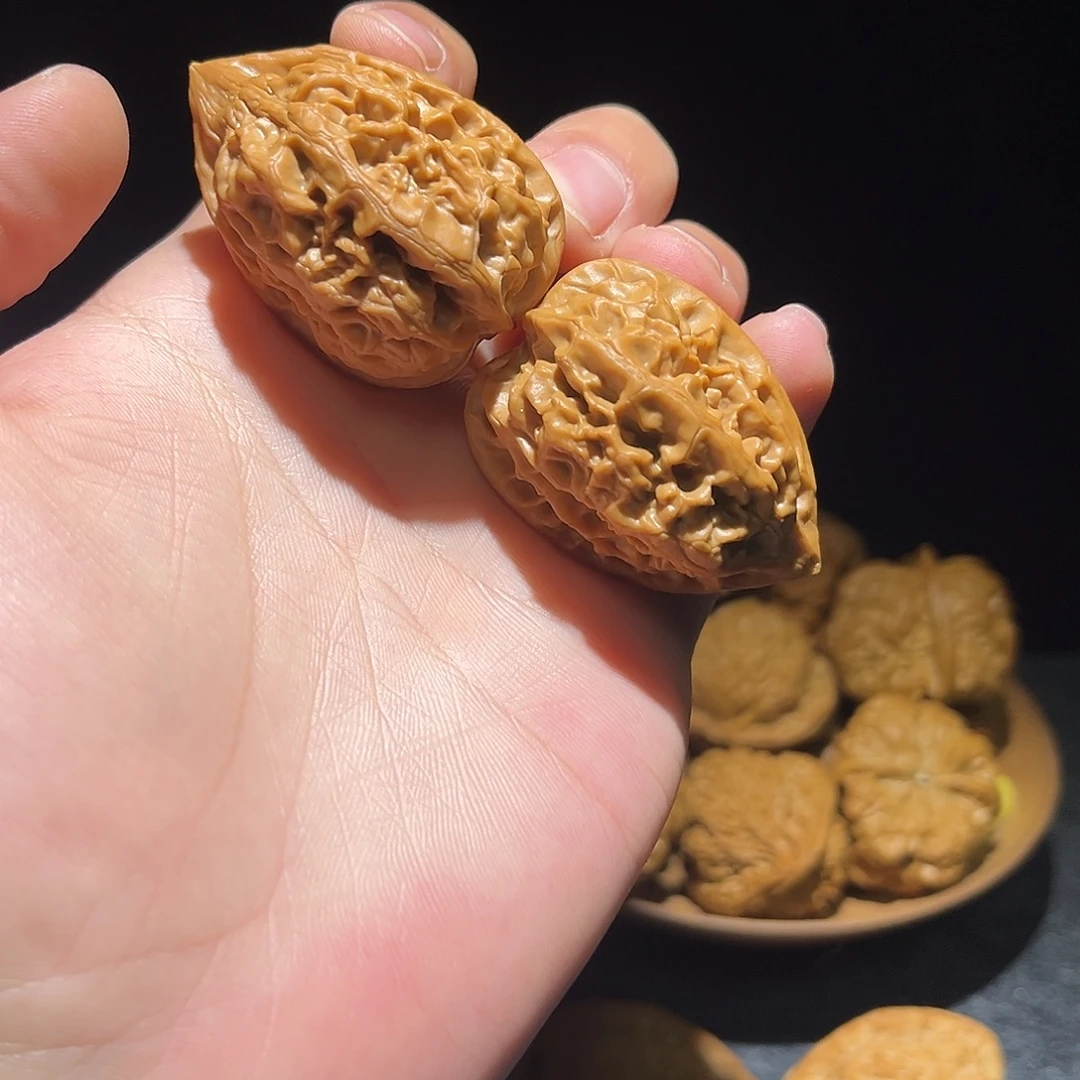 文玩核桃把件42火苗