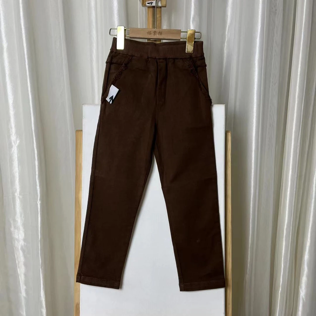 875咖色裤子0561