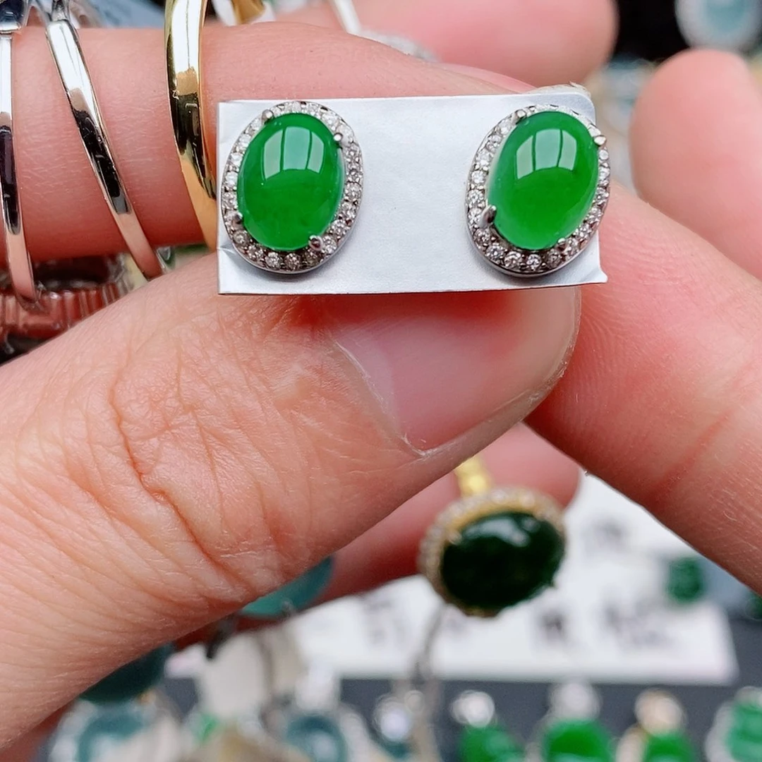 银S925镶嵌戒指翡翠要***！