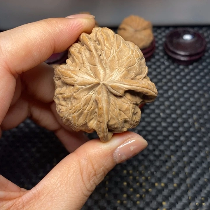 ****人吊坠文玩核桃文玩核桃异形单只