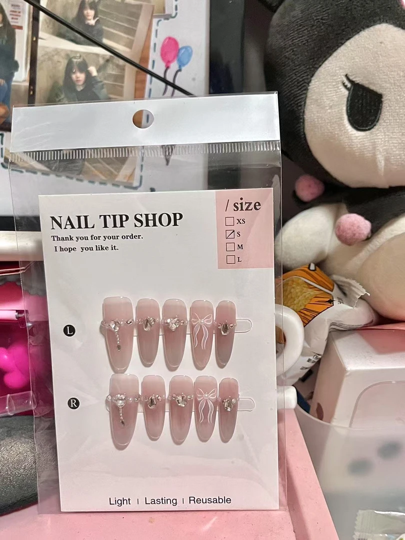 粉色法式显白爆闪手工高级温柔穿戴甲猫眼美甲贴片