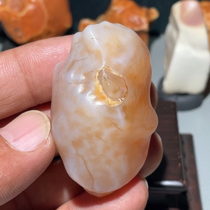 趣***镖石材阿拉善沙漠奇石