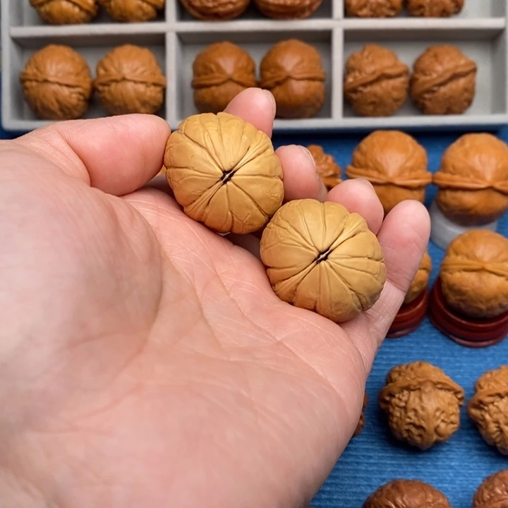 文玩核桃把件西瓜球