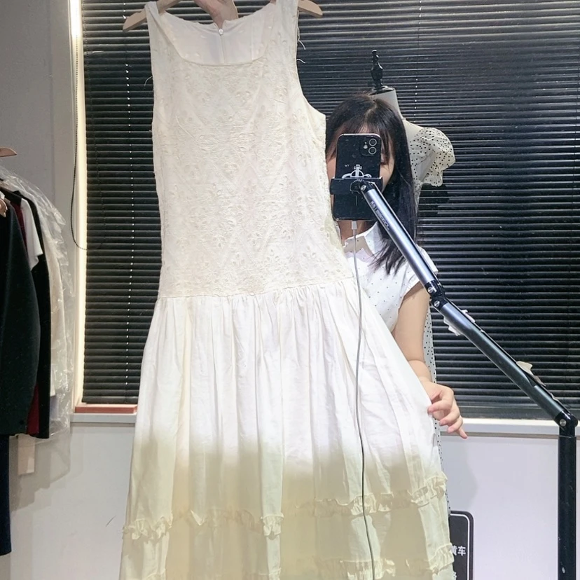 【闪购商品】杏色裙子
