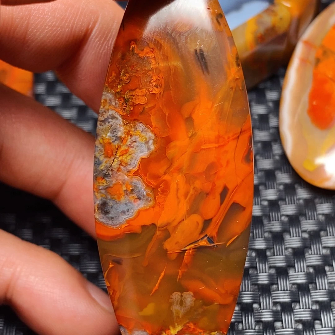 玛瑙/玉髓吊坠(不含链)未镶嵌三***串