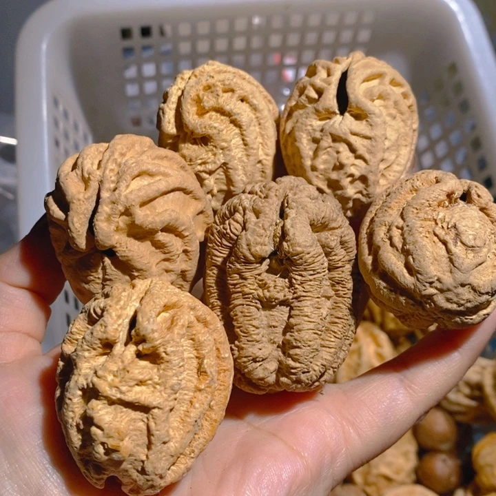 野生鬼脸乾坤核桃6颗