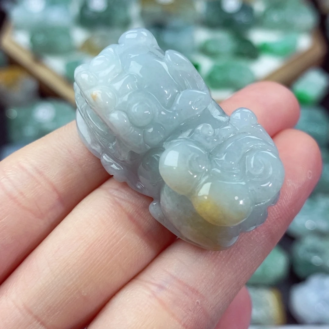 翡翠颈饰未镶嵌天然