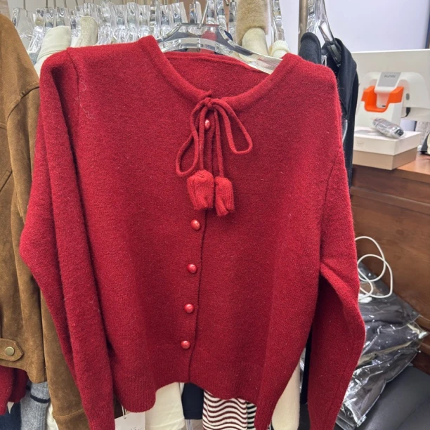 新款甜美减龄红色针织开衫百搭保暖毛衣外套