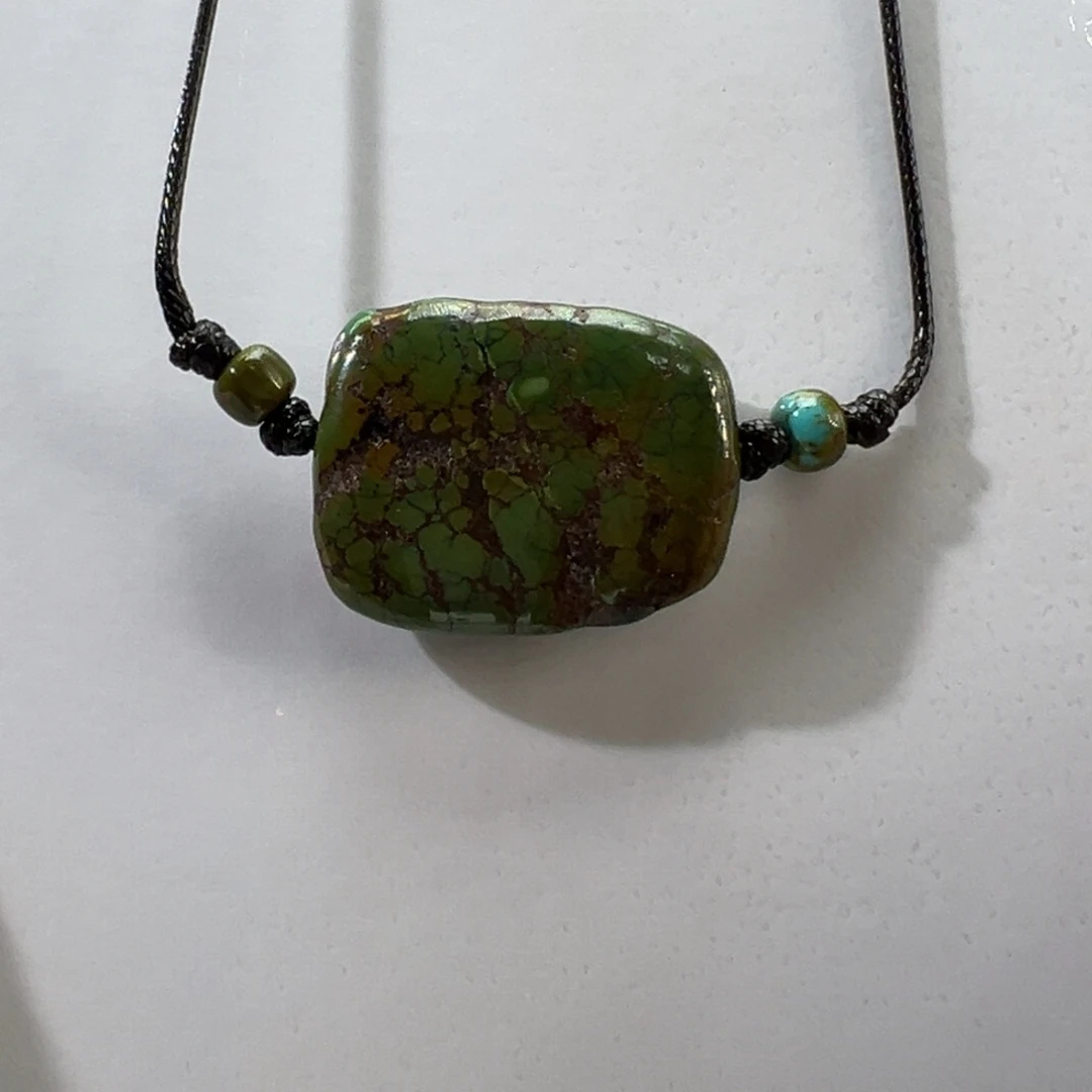 绿松石未镶嵌挂件