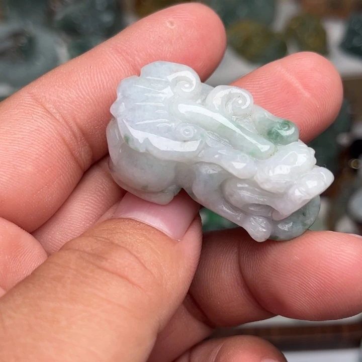 颈饰未镶嵌翡翠貔貅