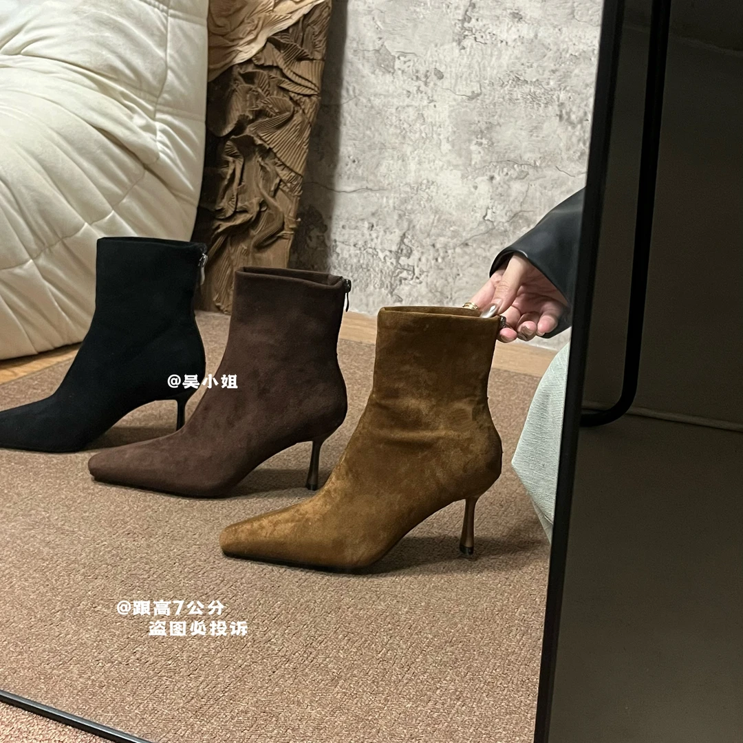2025秋冬新款法式气质方头绒面时装靴时尚百搭后拉链高跟显瘦短靴