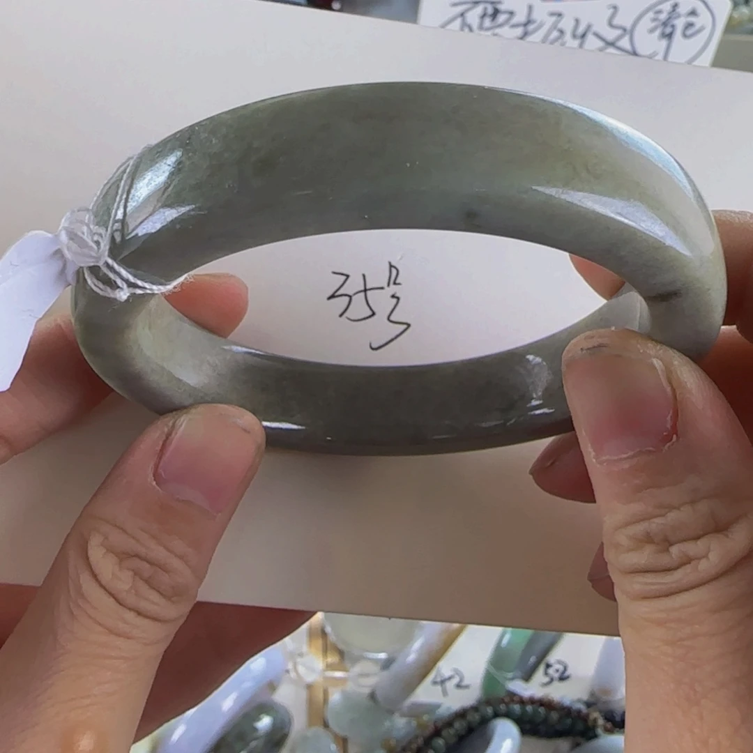 翡翠手镯未镶嵌老坑58.4