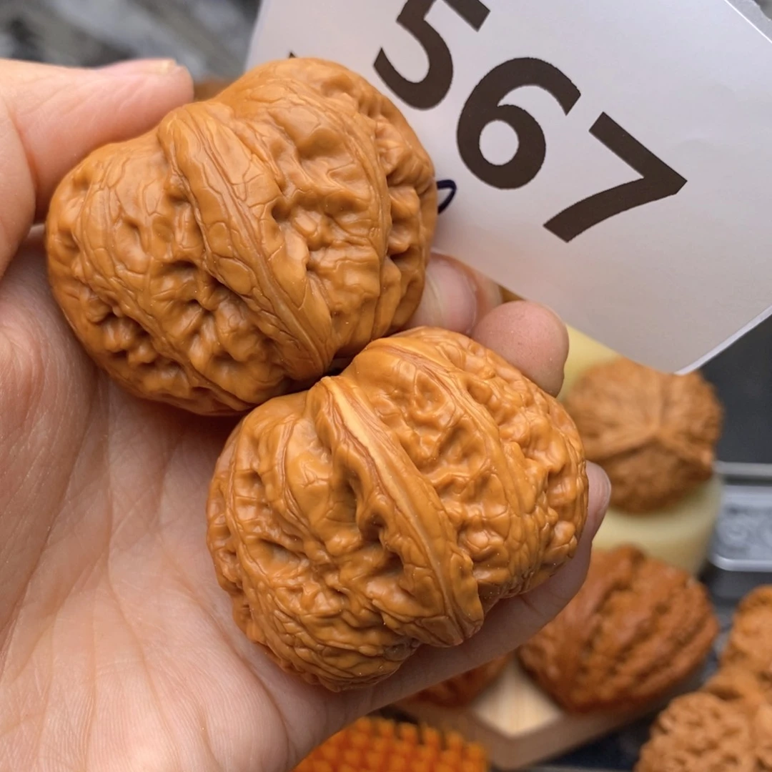 文玩核桃把件567号44元宝