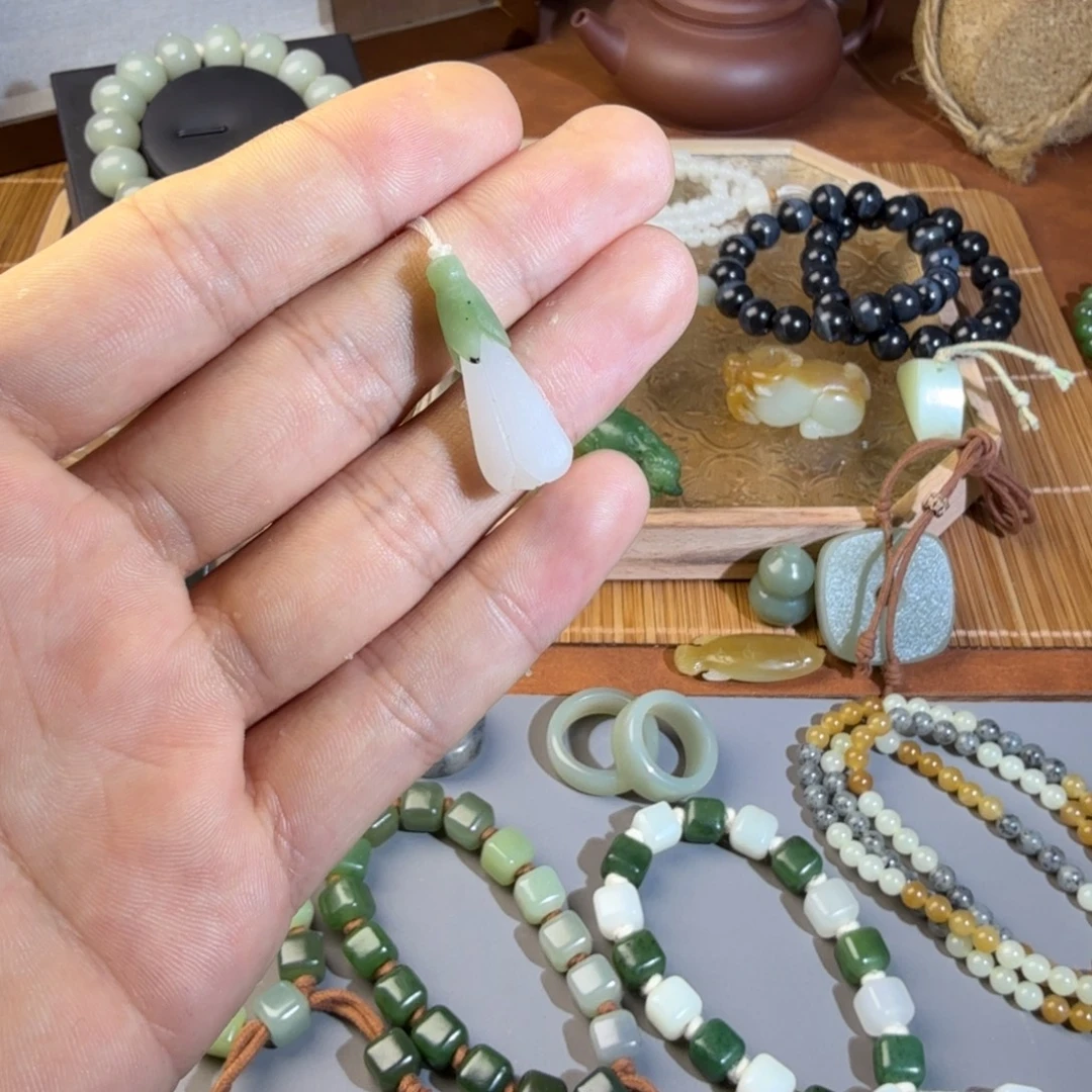 和田玉（糖玉）未镶嵌手链