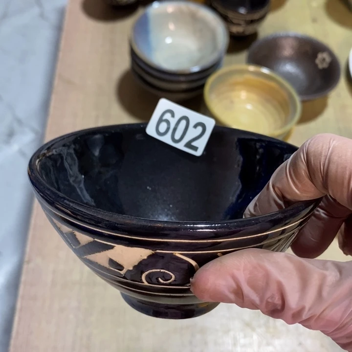 瓷片磁州窑黑刻现在口径11.5厘米高度6厘米