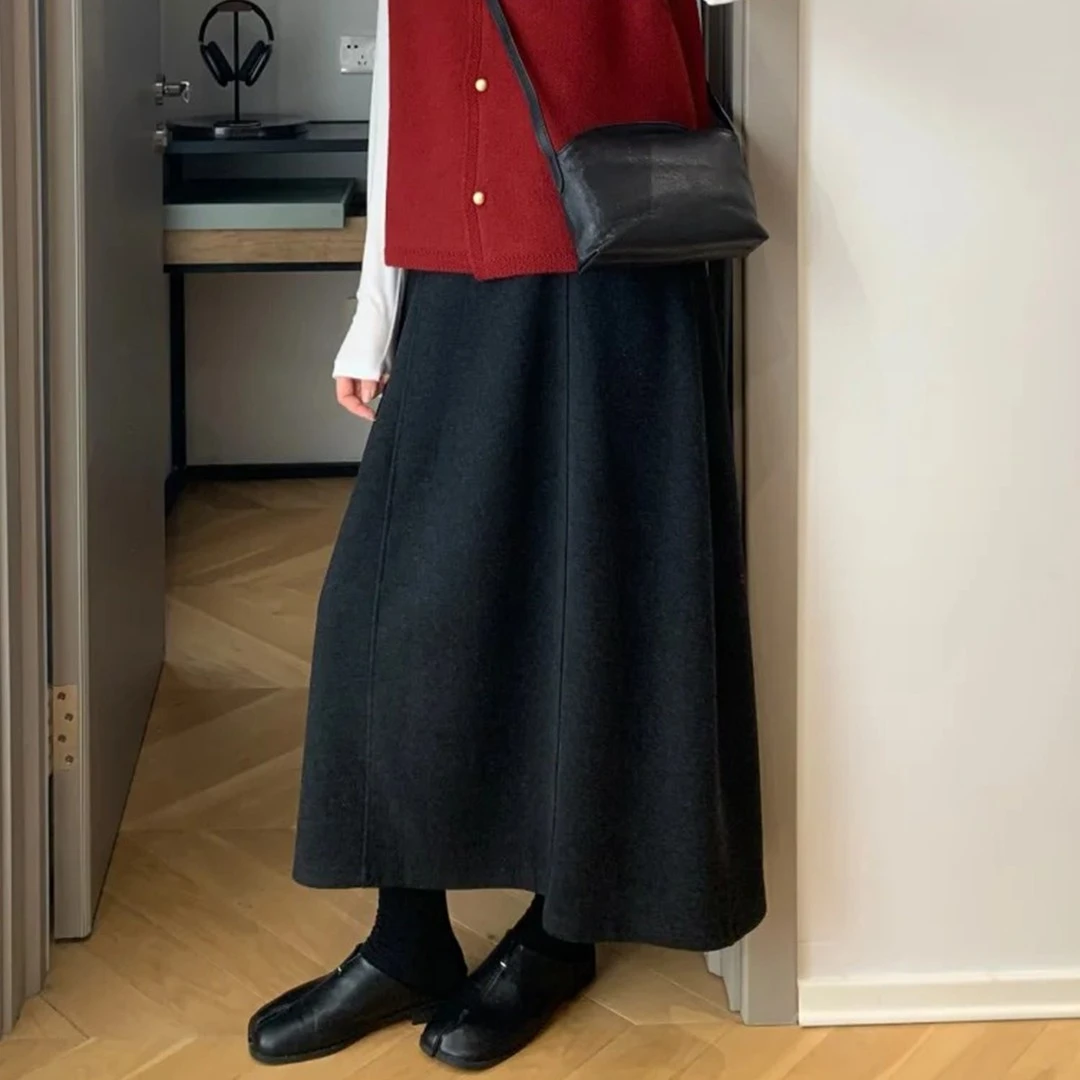 大码冬季黑灰色毛呢高腰遮肉显瘦半身裙女梨形身材百搭中长花苞裙